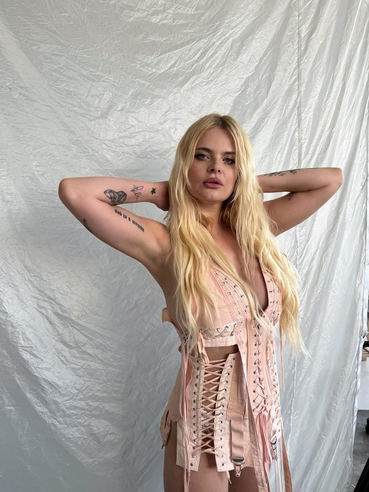 Erika Vikmanin uusi kappale APPETITE on nyt ulkona