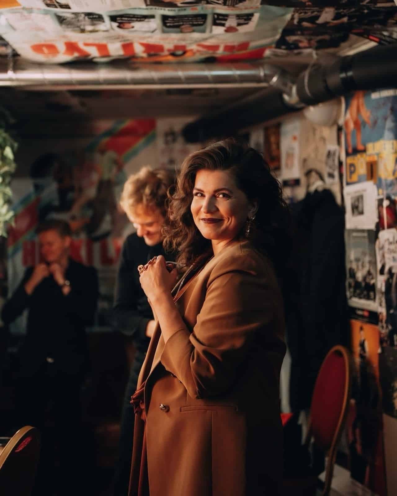 Näin poplaulaja Suvi Teräsniska tekee nyt