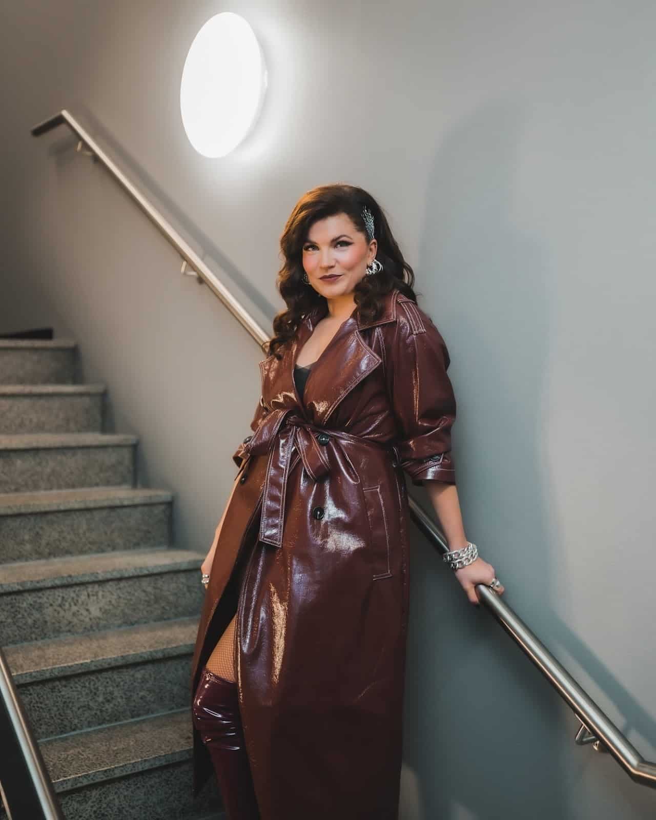 Suvi Teräsniska julkaisi harvinaisen muistovideon – katso, mistä on kyse