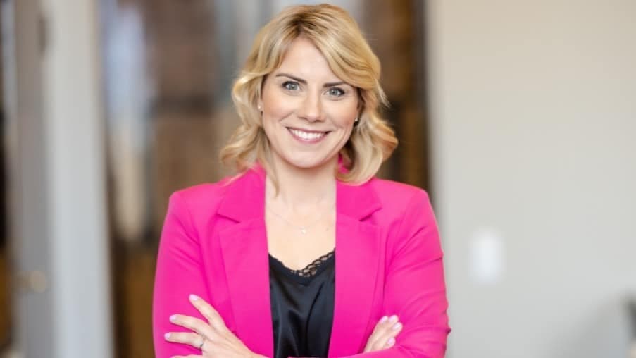 Saara-Sofia Sirén jättää eduskunnan – uusi huipputyö selvisi