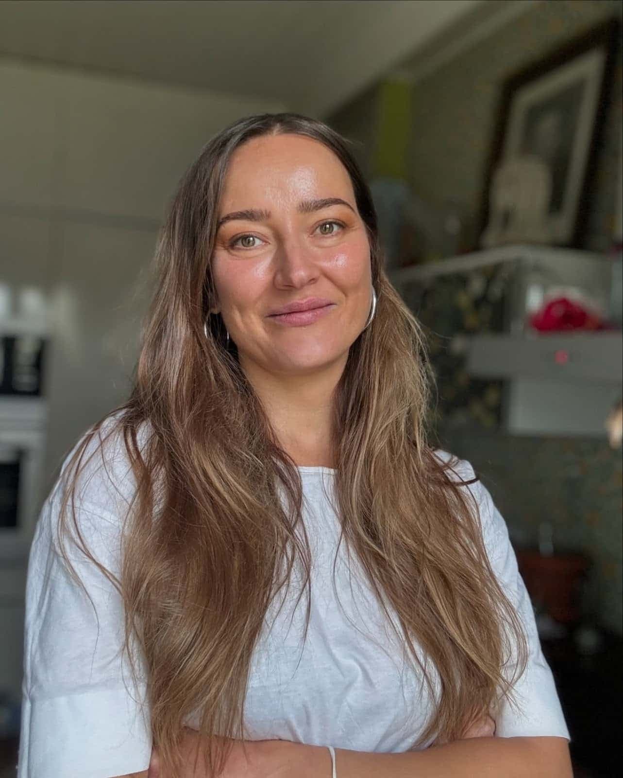 Pilvi Hämäläinen juhlii Suurmestarin suurta Venla-voittoa