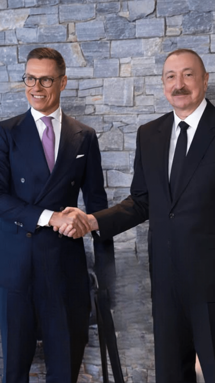 Alexander Stubb käsittelee sotaa ja Natoa Davosin huippukokouksessa