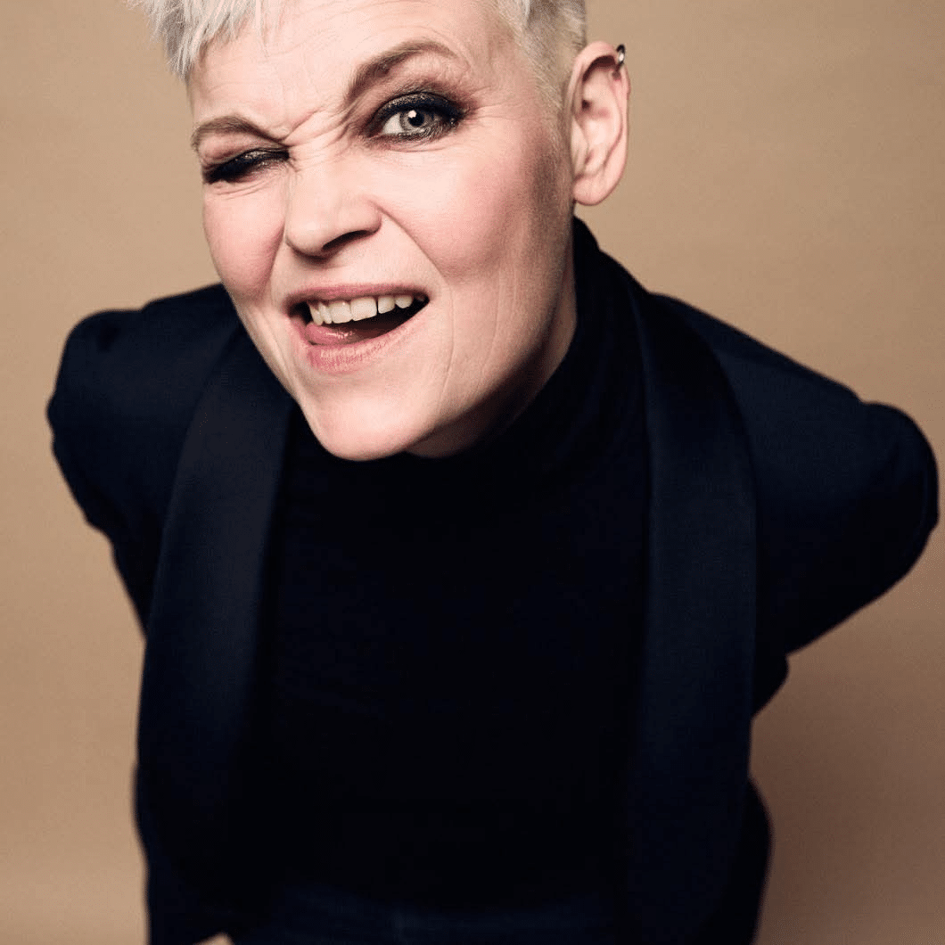 Siiri Nordin palaa lavalle 20 vuoden tauon jälkeen – Facebook päivittyi vuosikymmenen hiljaisuuden jälkeen