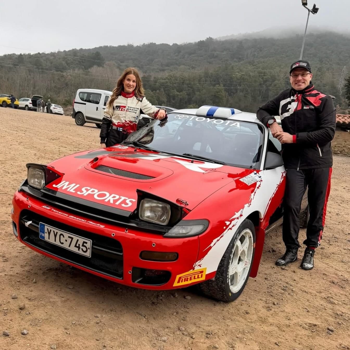 Janni Hussi rallissa Latvalan kanssa – hauska video leviää