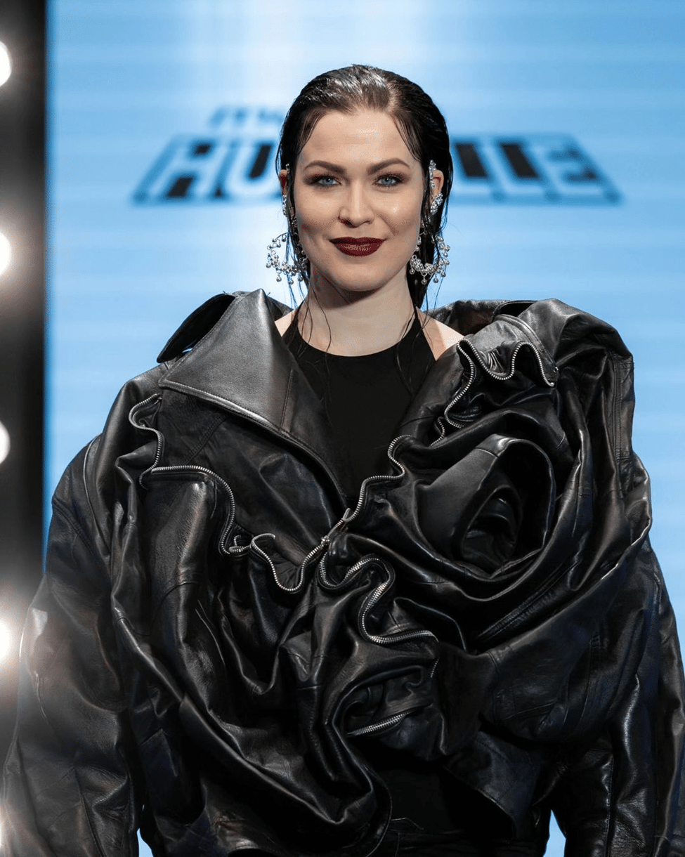 Kuka on Jenni Vartiainen Puoliso? Salainen suhde rahkamiljonääriin